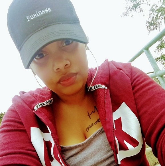 Meet your Posher, Tee - Picture 2 of 3